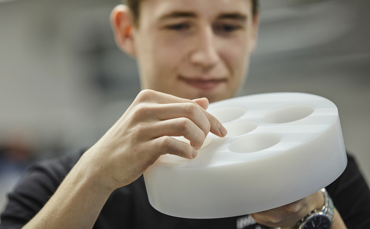 CNC turning is one of Induflex' favourite processing methods.
